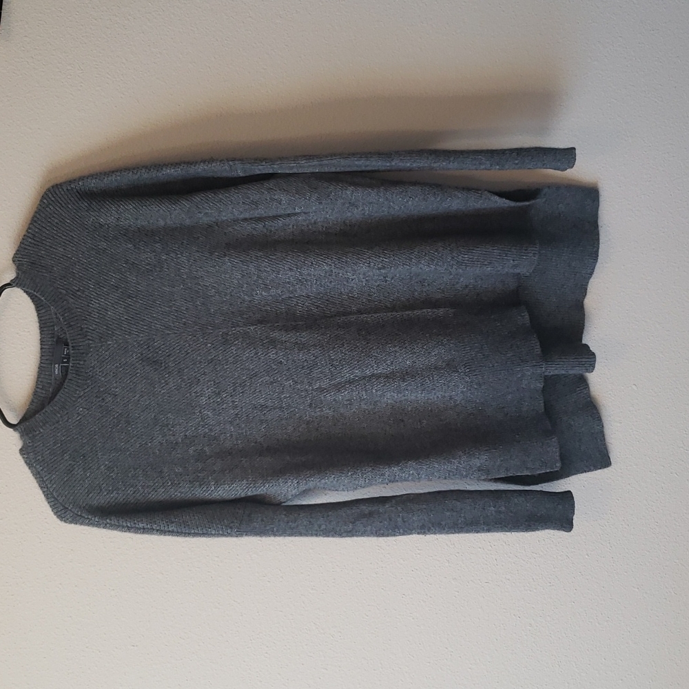 Vince grey wool crew neck sweater